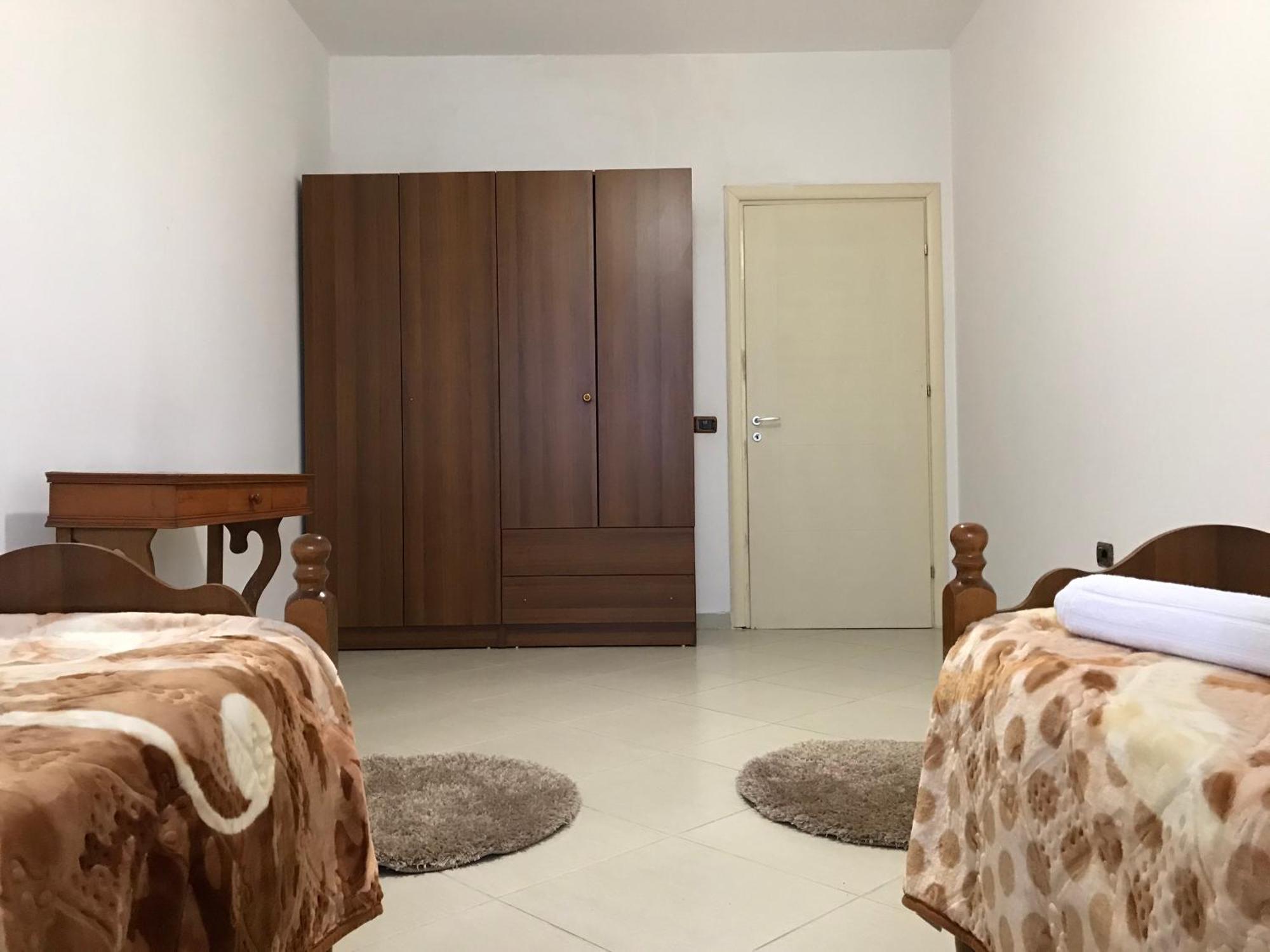 Home Sweet Home 1 - Guest House Tirana Værelse billede