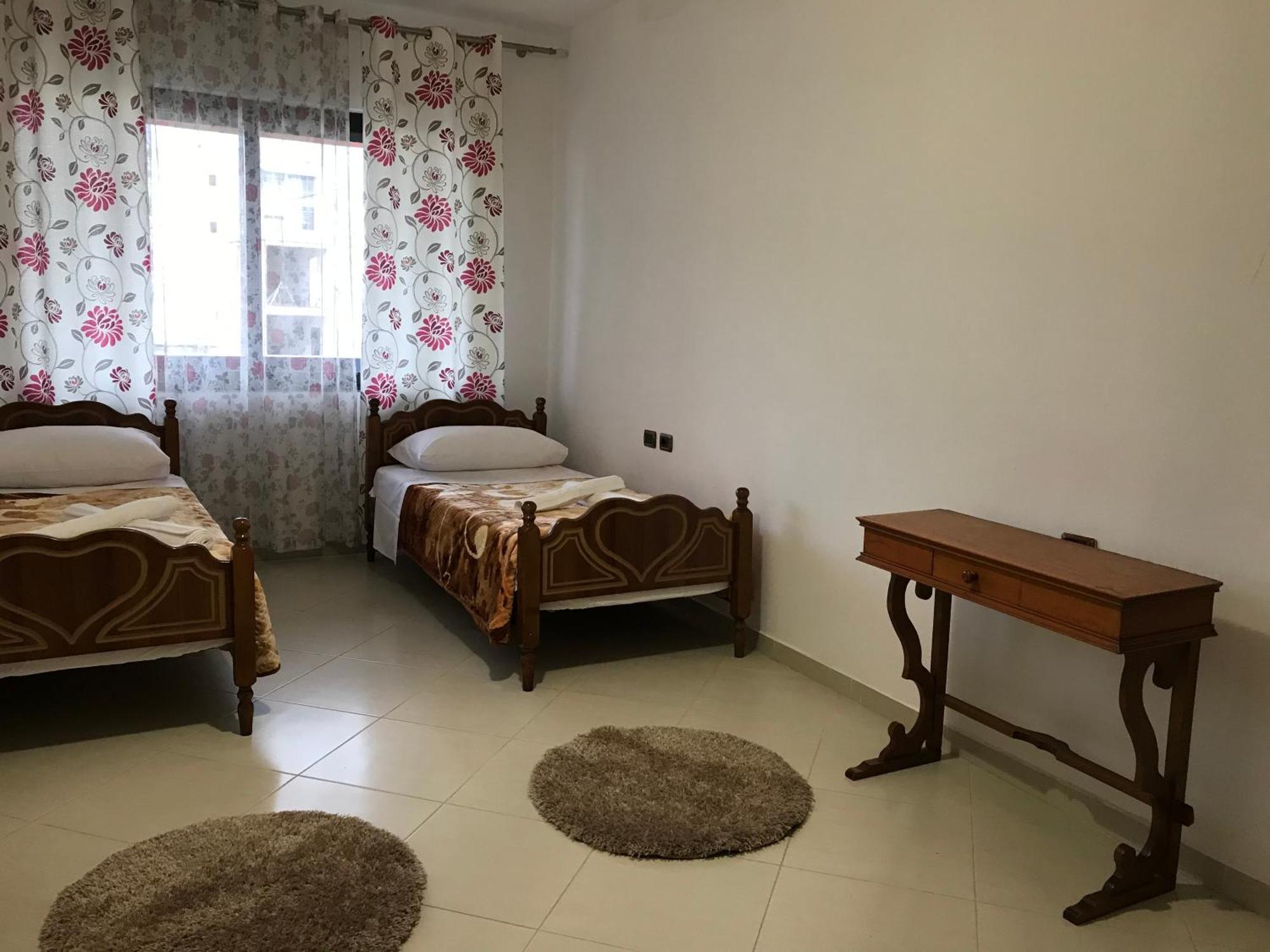Home Sweet Home 1 - Guest House Tirana Værelse billede